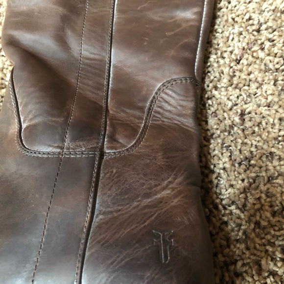 Barely worn Frye boots - Picture 4 of 6